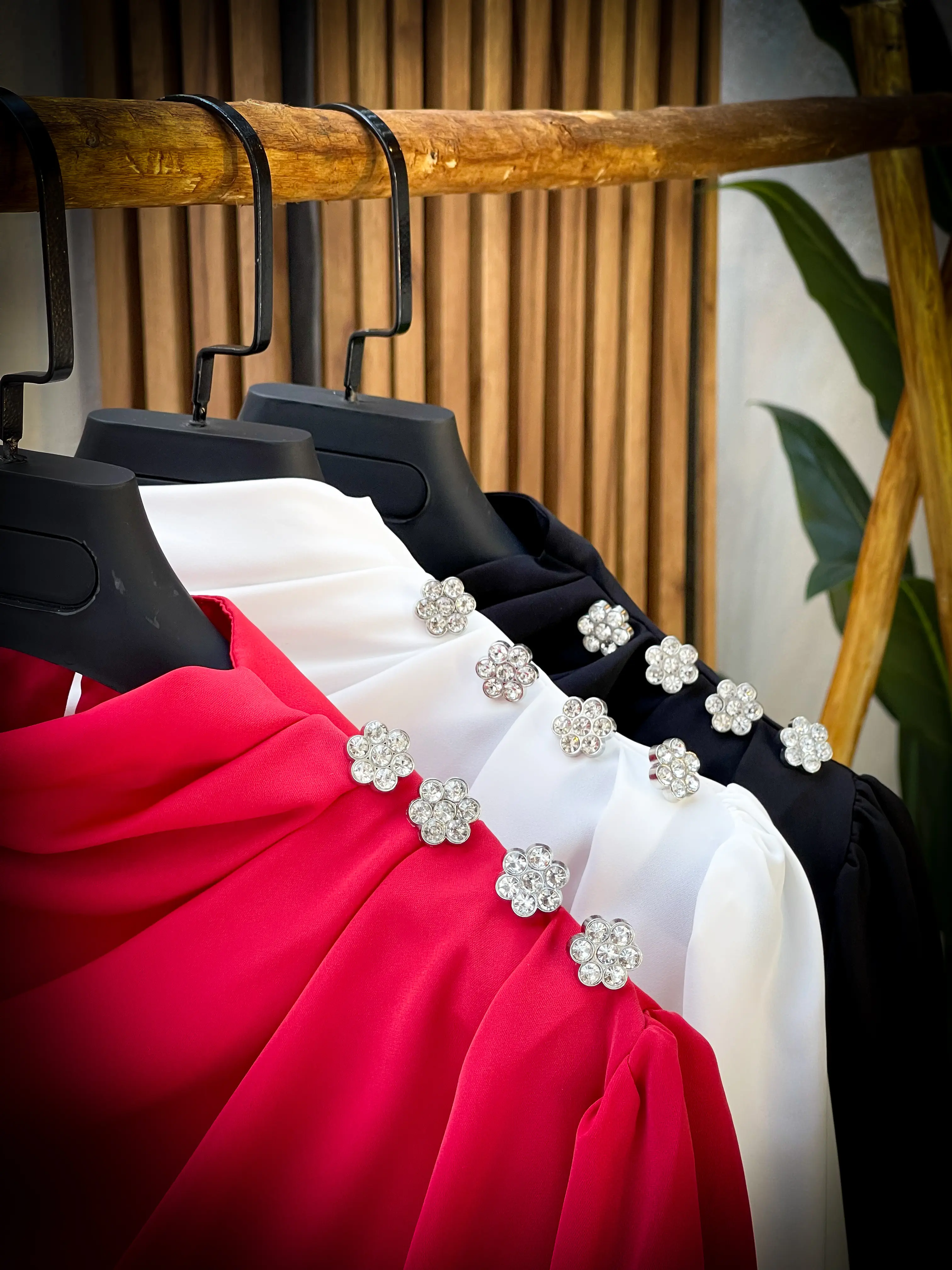 شومیز کرپ ساتن چهار دکمه اورجینال ترک